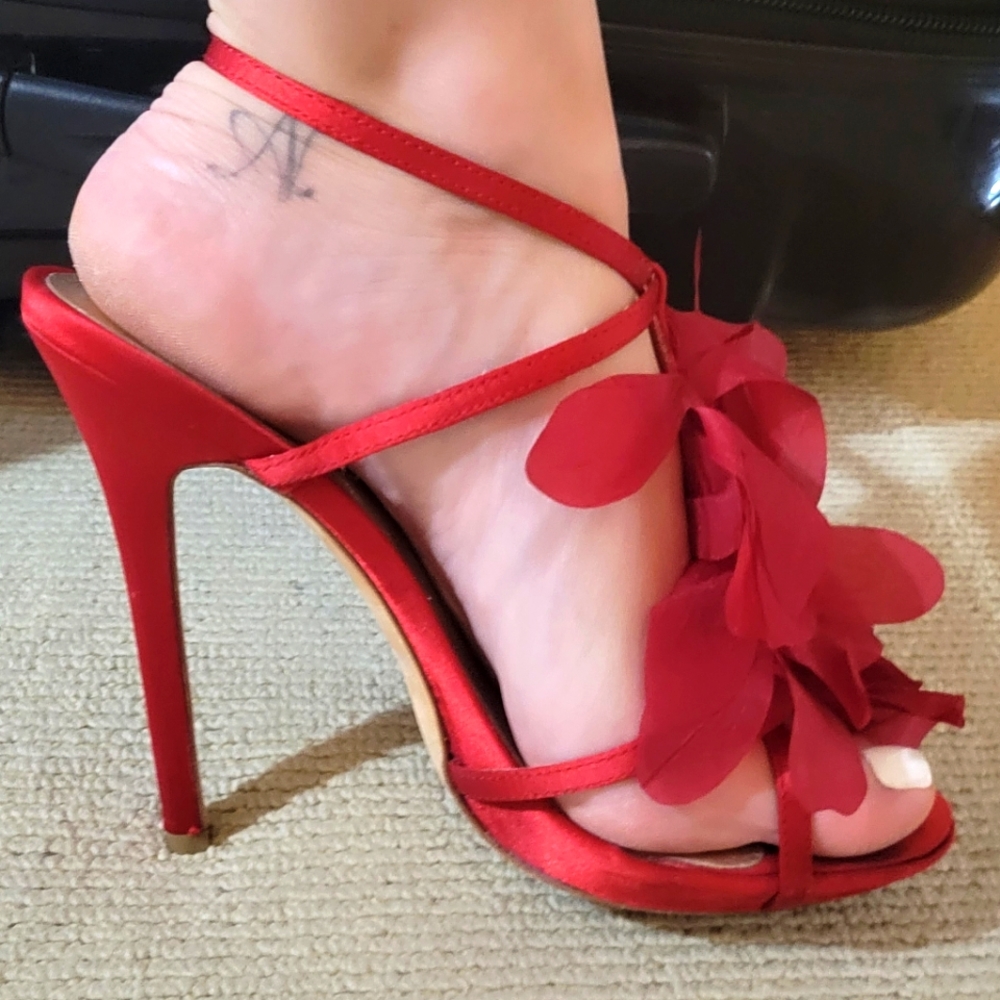 Red satin Zigi New York strappy sandals - heels